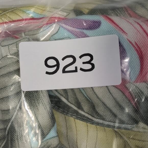 La Cabana Hawaiian Shirt Men’s M Blue Floral Rayon Button Down Tropical - Picture 10 of 10